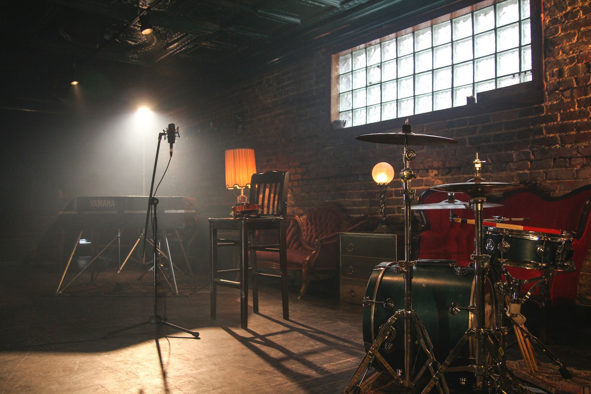 freelance recording engineer